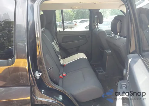 2011 Jeep Liberty Sport from USA, damaged, VIN 1J4PN2GK1BW566522